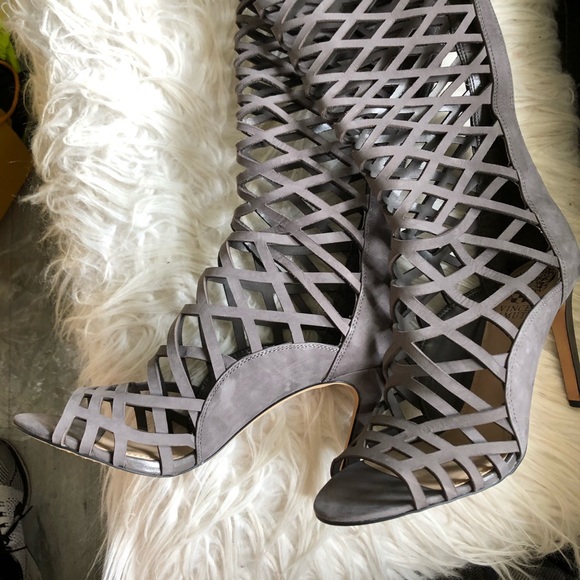 Vince Camuto grey thigh high sandals heels 38 - Picture 2 of 11